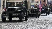 Sraz historických vozidel spojenců z druhé světové války.