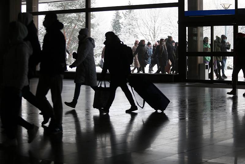 Centrum pomoci uprchlíkům z Ukrajiny v Kongresovém centru Praha v den otevření 4. března 2022.