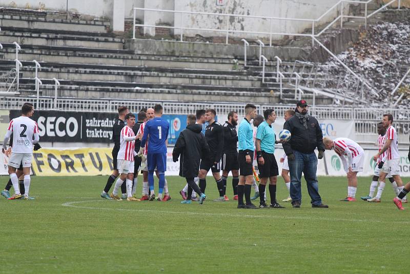 Podzim v ČFL završila dohrávka Žižkov - Zápy. Domácí slavili výhru 1:0.