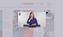 Praha 10 nechala přeložit část svého webu do znakového jazyka. 