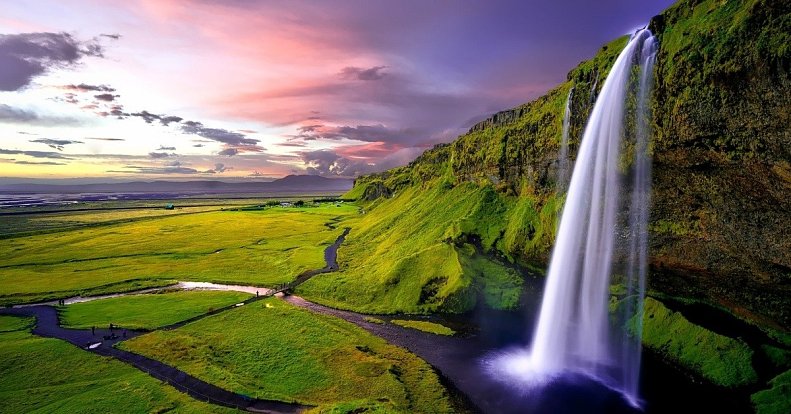 Vydejte se v online cestovatelském seriálu Kolem světa do království vodopádů a horkých pramenů, na Island.
