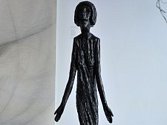 Bronzová socha Povzbuzení od Olbrama Zoubka