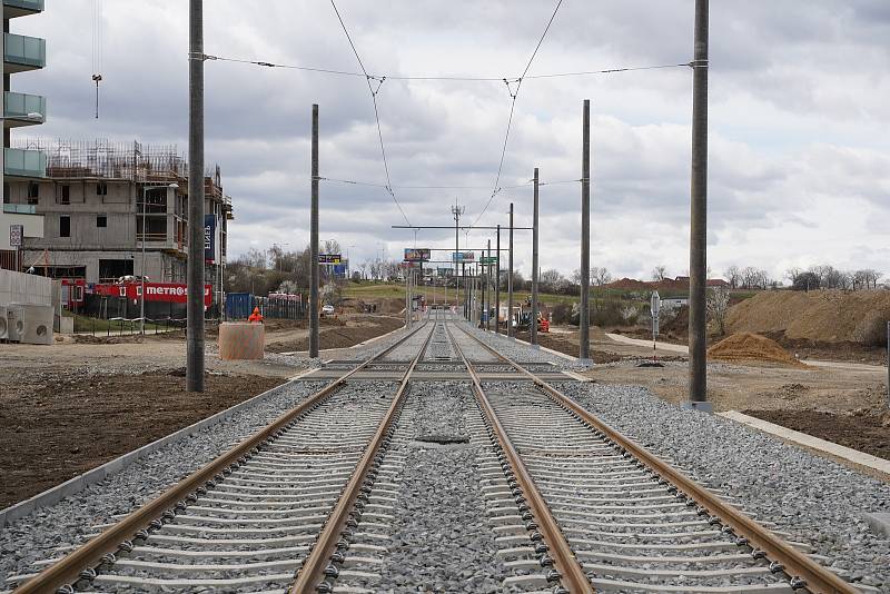 Slavnostní zahájení provozu na nové tramvajové trati Sídliště Barrandov - Holyně.