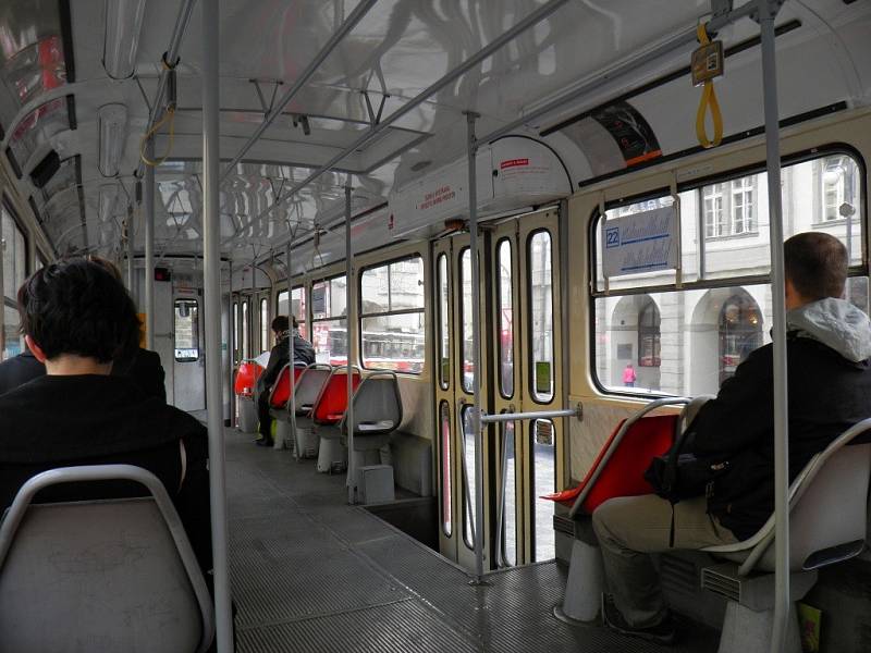 Z velkého průzkumu obsazenosti denních tramvajových linek v Praze.