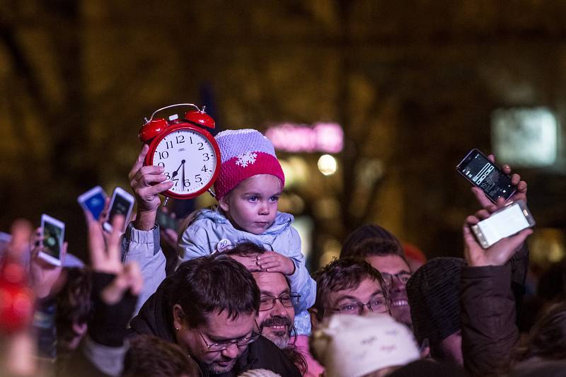 Festival svobody s happeningem zvonění budíků