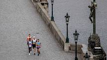 Centrem Prahy proběhlo 5. května 2019 při pražském Pražském maratonu 10 600 bězců.