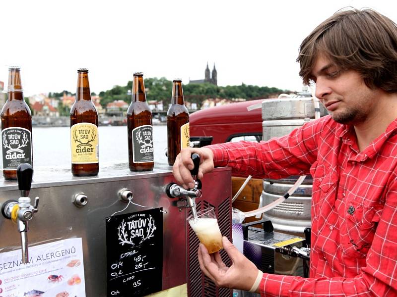 Slavnost Cideru Praha Smíchov. 