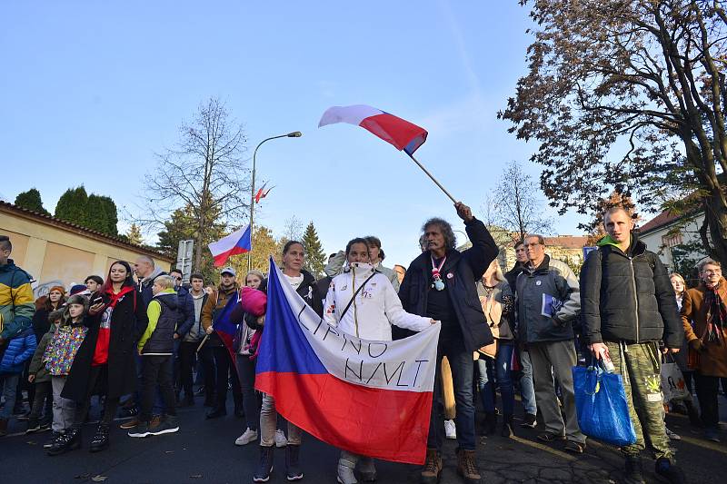 Připomínka událostí 17. listopadu v Praze. Albertov a pochod z něj. 17. listopad 2019