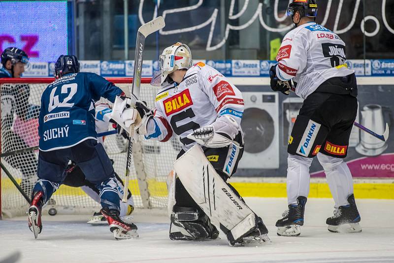 Hokejisté Sparty neudrželi v Plzni dvoubrankové vedení a po přestřelce v závěru padli 4:5.