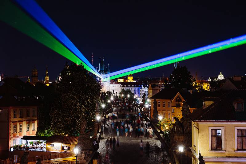 Signal Festival oslaví společně s výzkumným centrem zaměřeným na laserové technologie ELI Beamlines z Dolních Břežan Mezinárodní den světla.
