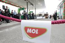 Slavnostní uvedení značky MOL na trh v České republice při příležitosti otevření čerpací stanice MOL Barrandov.