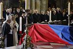 Rozloučení s bývalým prezidentem Václavem Havlem proběhlo 23. prosince v chrámu sv. Víta v Praze.