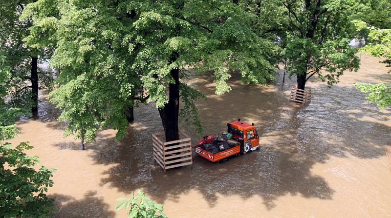 Povodně v Praze v úterý 4. června. 