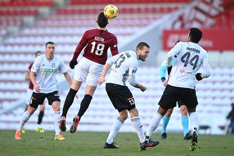 Momentka z utkání fotbalové FORTUNA:LIGY mezi Spartou a Karvinou.