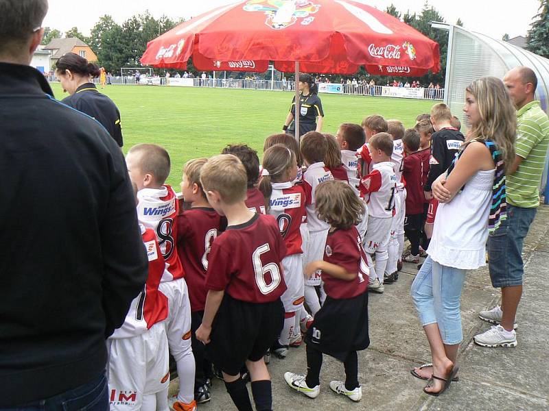 Sparťanky slaví double, lépe zvládly penalty.