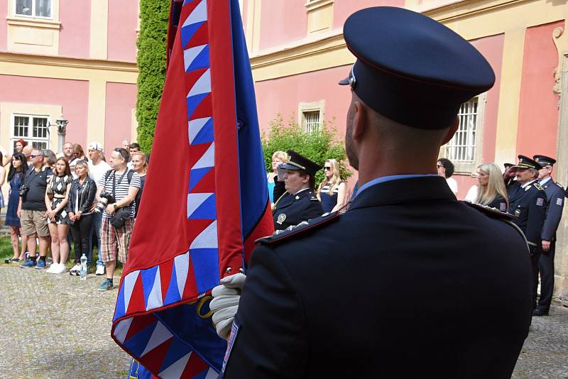 Ze slavnostního slibu nových příslušníků středočeské policie na nádvoří Muzea Policie ČR v Praze.