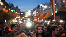 Z demonstrace Společně proti nenávisti k uctění památky obětí střeleckého útoku v Bratislavě