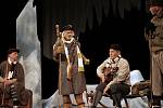 Veřejná generálka divadelní hry v anglickém jazyce The Conquest of the North Pole (Dobytí severního pólu). Žižkovské divadlo Járy Cimrmana.
