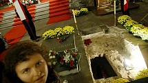 Vrácení ostatků slavného astronoma Tychona Braha proběhlo 19. listopadu v Týnském chrámu v Praze. Uskutečnila se mše, kterou vedl pražský arcibiskup Dominik Duka, zpíval místní a dánský pěvecký sbor.