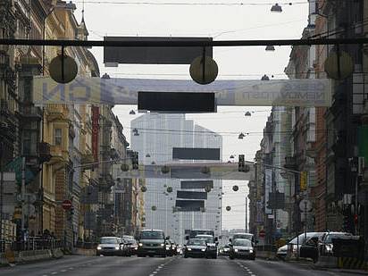 UŽ OD NEDĚLE. Automobilisté si budou muset zvyknout na užší Legorovu ulici. Jak se to osvědčí, uvidíme za půl roku.