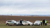 Policejní honička se střelbou na rozhraní Prahy a STC u Horoměřic