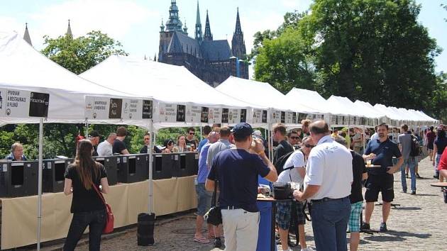 Festival minipivovarů na Pražském hradě