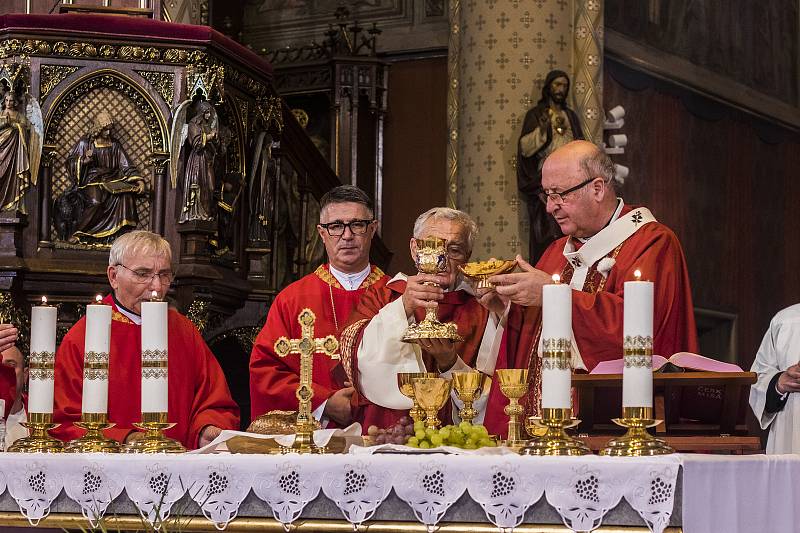 Bazilika sv. Ludmily oslavovala své povýšení i svátek světice.