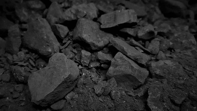 I přes rapidně zvýšenou poptávku zatím výpadky dodávek uhlí na sklady prodejců nehrozí.