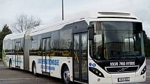Hybridní autobus Volvo 7900 LAH.
