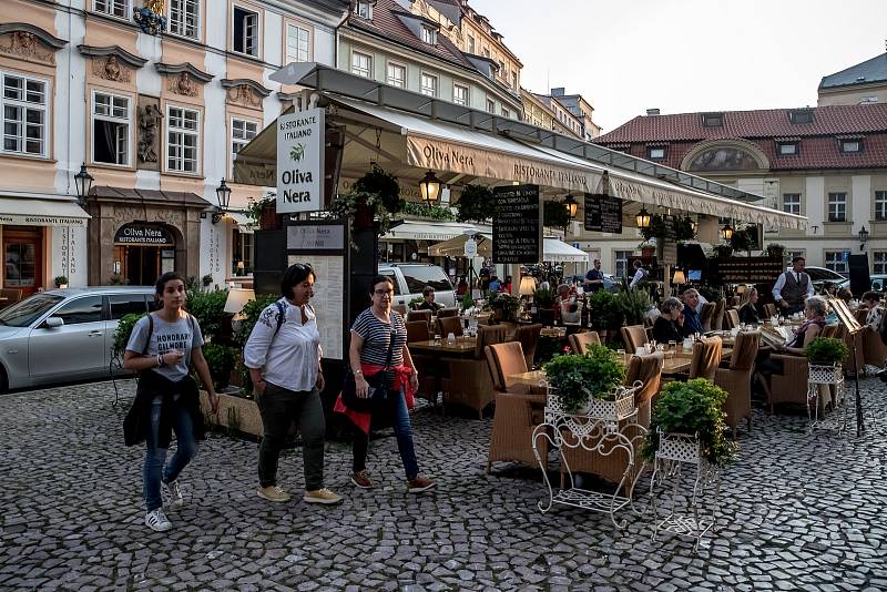 Zahrádky restaurací v centru Prahy