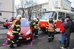 Nehoda tramvaje a osobního automobilu. 