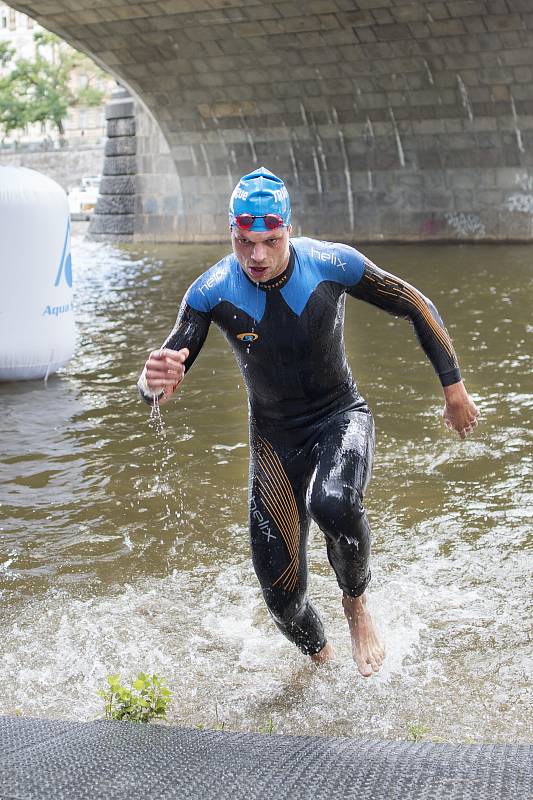 Triatlon na Střeleckém ostrově. 