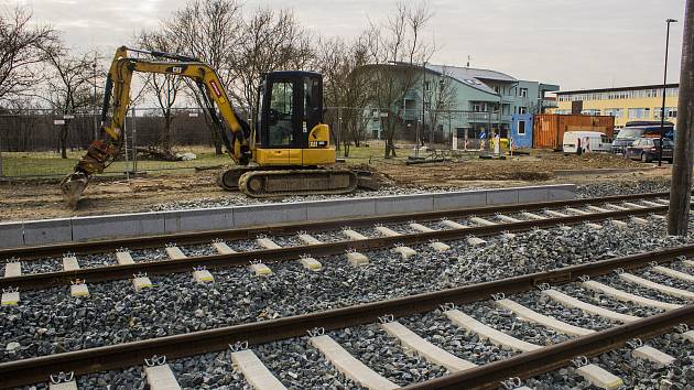 Výstavba tramvajové trati z Modřan do Libuše.