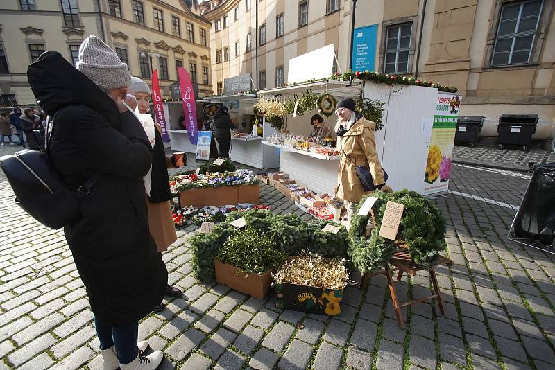 Zahájení trhů Vánoce na Mariánském náměstí před budovou Nové radnice.