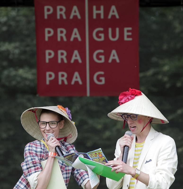 Největší rodinný festival v ČR Kašpárkohraní – hudba, divadlo, hry se konal v Letenských sadech.