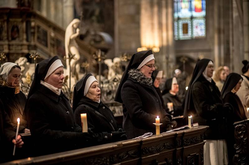 Tradiční setkání řeholníků, řeholnic a zasvěcených osob s pražským biskupem Karlem Herbstem