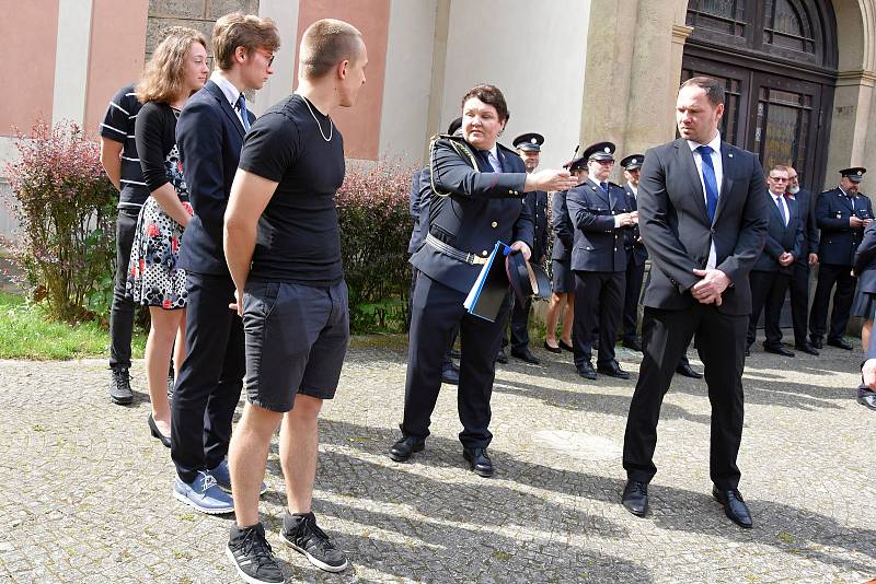 Ze slavnostního slibu nových příslušníků středočeské policie na nádvoří Muzea Policie ČR v Praze.