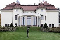 Veřejnosti byla zpřístupněna Kramářova vila. Rezidence českých premiérů slaví v letošním roce 100. výročí svého dokončení v roce 1915.
