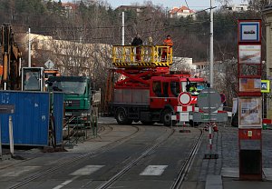 Rekonstrukce tramvajové trati v Zenklově ulici.