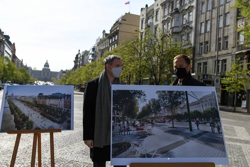 Na Václavském náměstí začala dlouho očekávaná celková rekonstrukce. Dokončena bude v roce 2025.