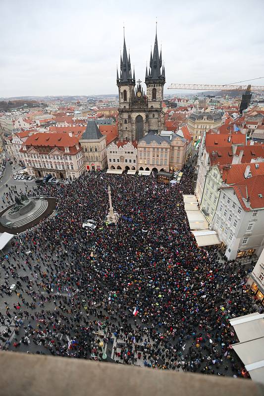 Dvaatřicáté výročí Sametové revoluce v Praze.