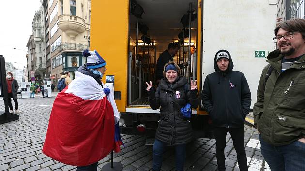 17. listopad 2021 na Hlávkově koleji a Národní třídě.