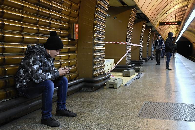 Stanice metra Jinonice bude procházet rekonstrukcí.