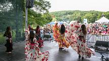  Barevná devítka - multikulturní festival plný hudby, tance, zpěvu a barev.