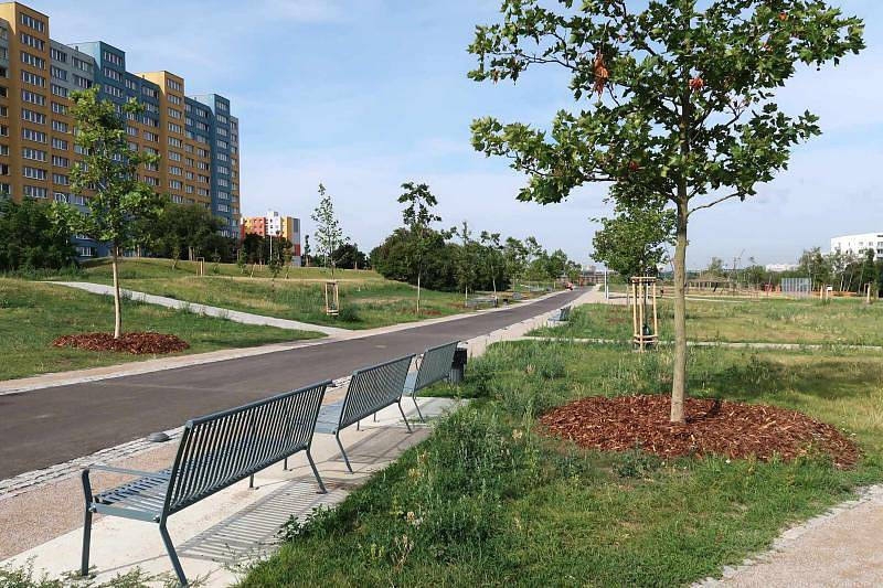 Centrální park na Chodově po revitalizaci.