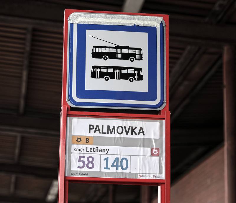 Trolejbusová linka 58 Palmovka - Letňany.