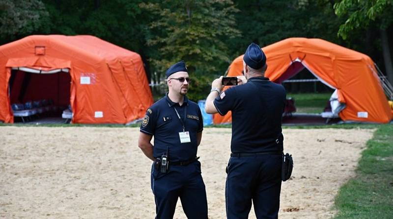 V areálu bohnické léčebny probíhá čtyřdenní cvičení „ZÁKLADNA 2018“.