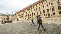 Pražský hrad je opět otevřen.