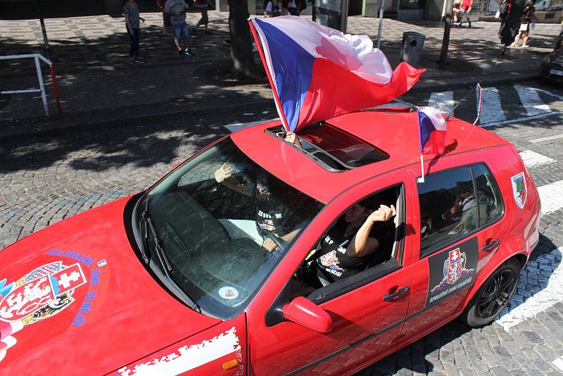 Z protestní 'Jízdy za naše děti a svobodu' na Václavském náměstí v Praze.