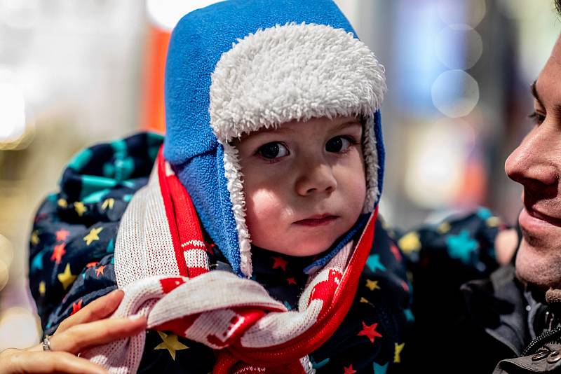 Fotbalový klub Slavia Praha pořádal pro své fanoušky akci Víkend otevřených dveří, při kterých mohli nakouknout do útrob stadionu, šaten i do klubového muzea.